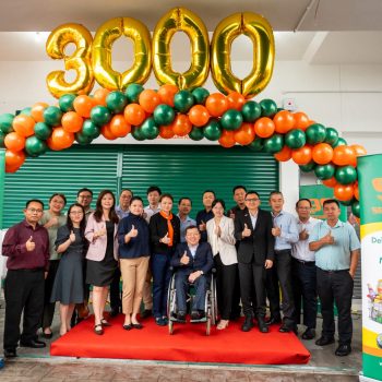 Grand opening of 3000th branch (1)